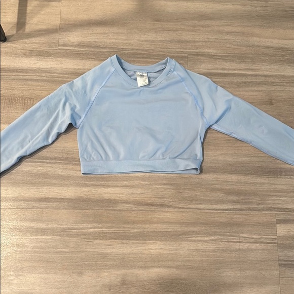 YoungLA Other - Light Blue Cropped Gym compression shirt young la